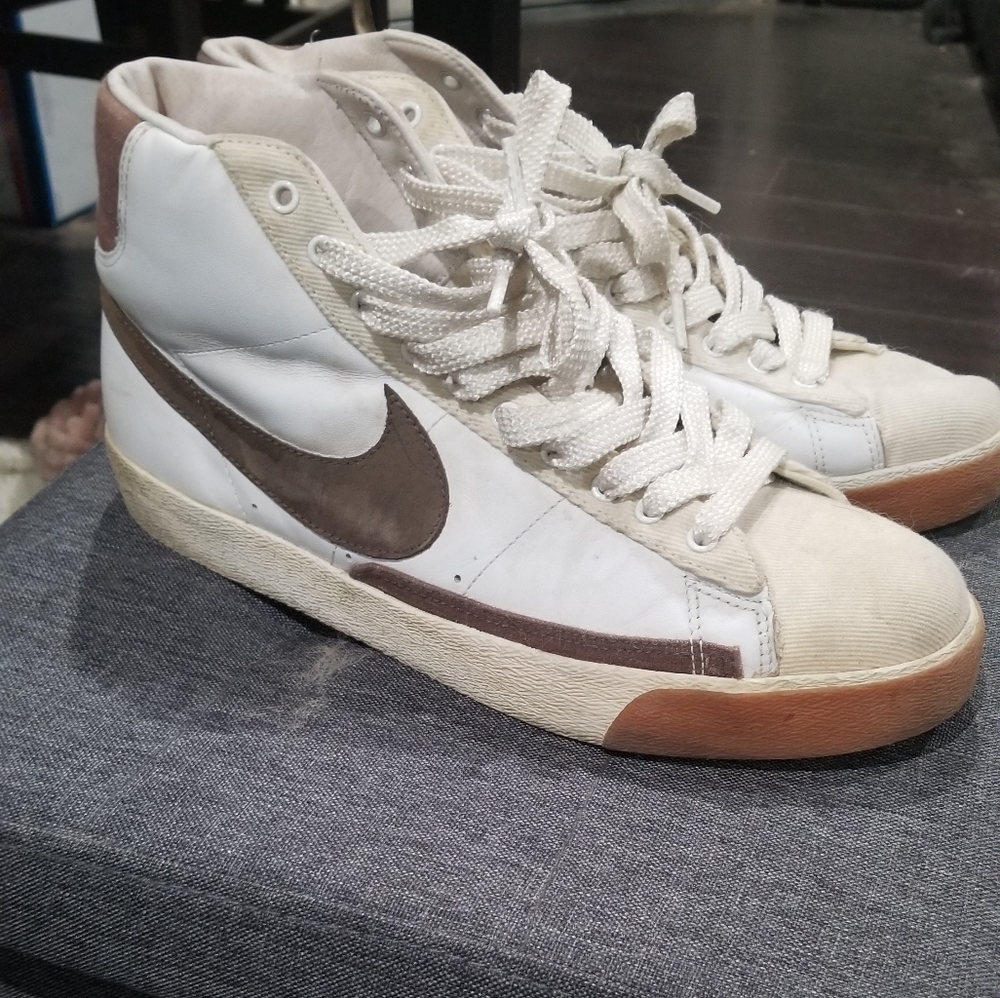 Nike blazer hi